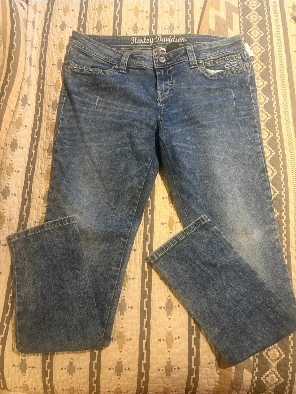 BNWOT Harley-Davidson Blue Denim Ankle Jegging Jeans w/Rhinestone Flap Pockets - Picture 2 of 4